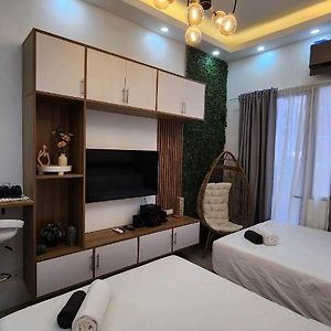 Resort Style Condo Walkable To Mall Of Asia